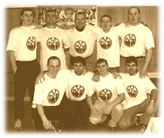 Popis: http://www.fbc98chomutov.cz/foto_chm/kronika/kronika03.jpg